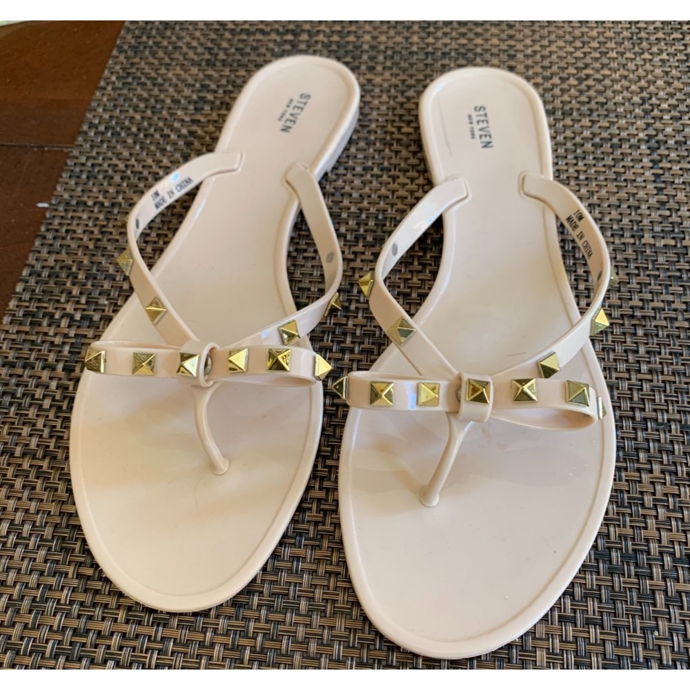 Steven New York Sandal Brass Beads on the straps Cream color Sz 10